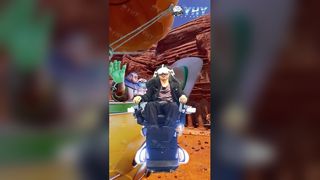 Krzesło VR Crossing z możliwością obrotu o 360 stopni